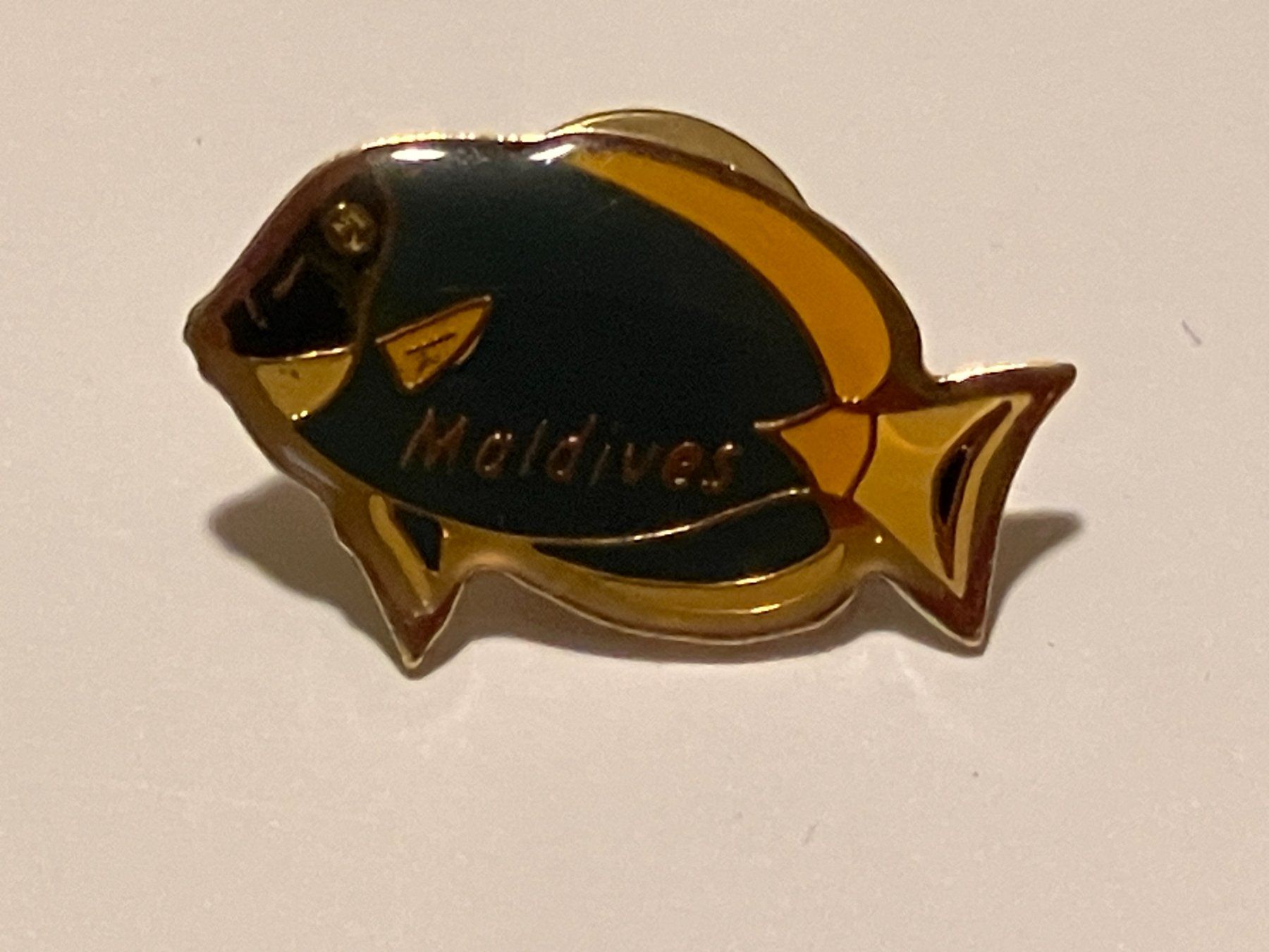 Plaquettes & Badges: 1 Pin Maldives – D'occasion à Basel par djwwpp