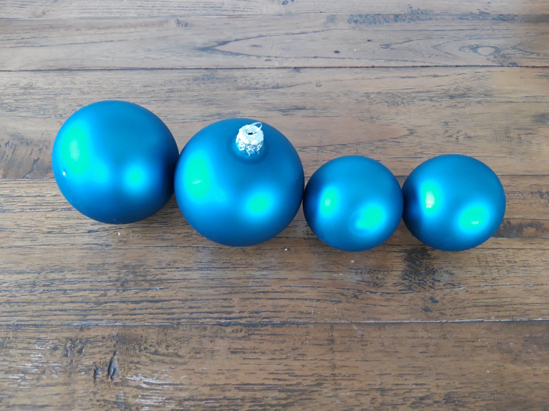 Tutte le decorazioni: 4 matt blau Glas Weihnachtskugel Christbaumschmuck – Usato da Feuerthalen venduto da tanatha_st 3