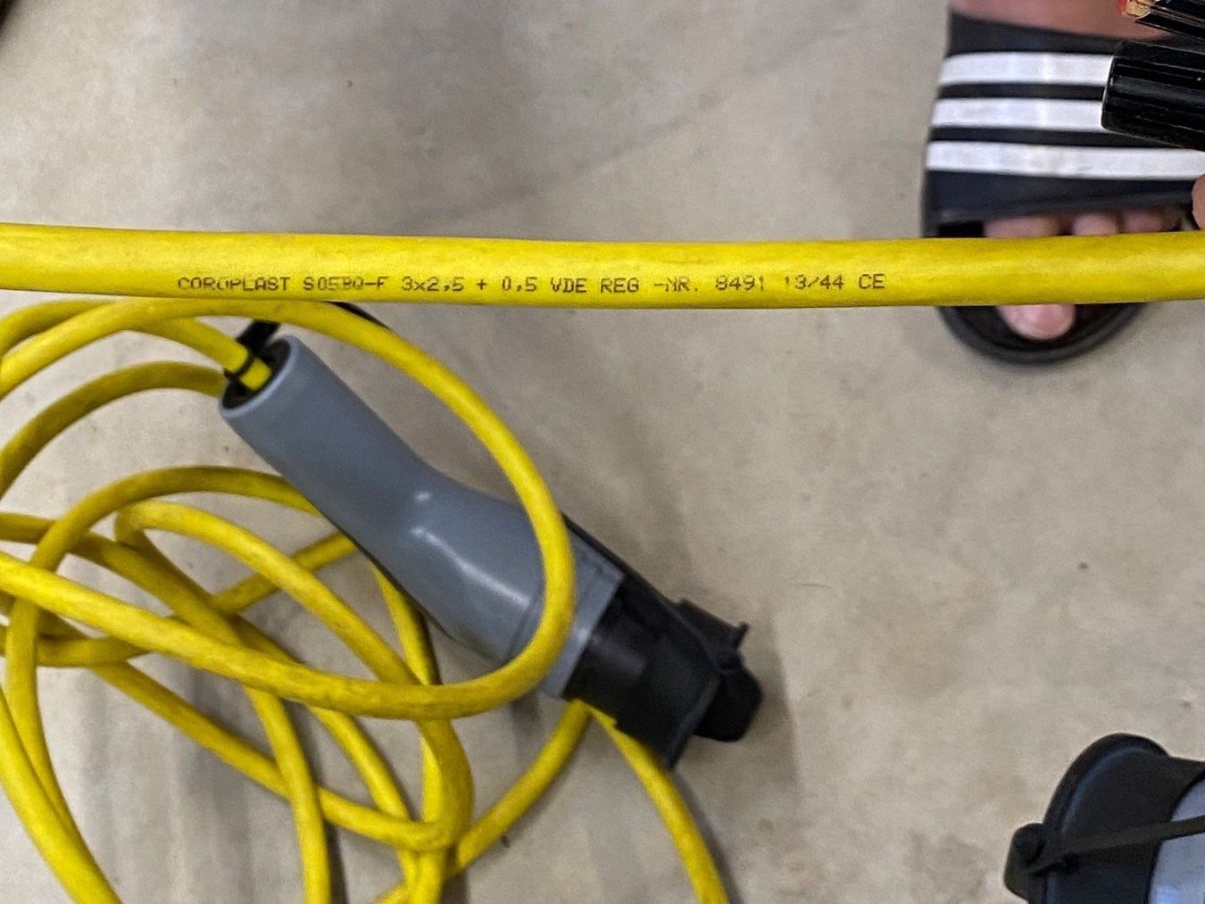 Cavi: Ladekabel Typ 2 / 16 A / 6m – Usato da Hinwil venduto da hasuka 1