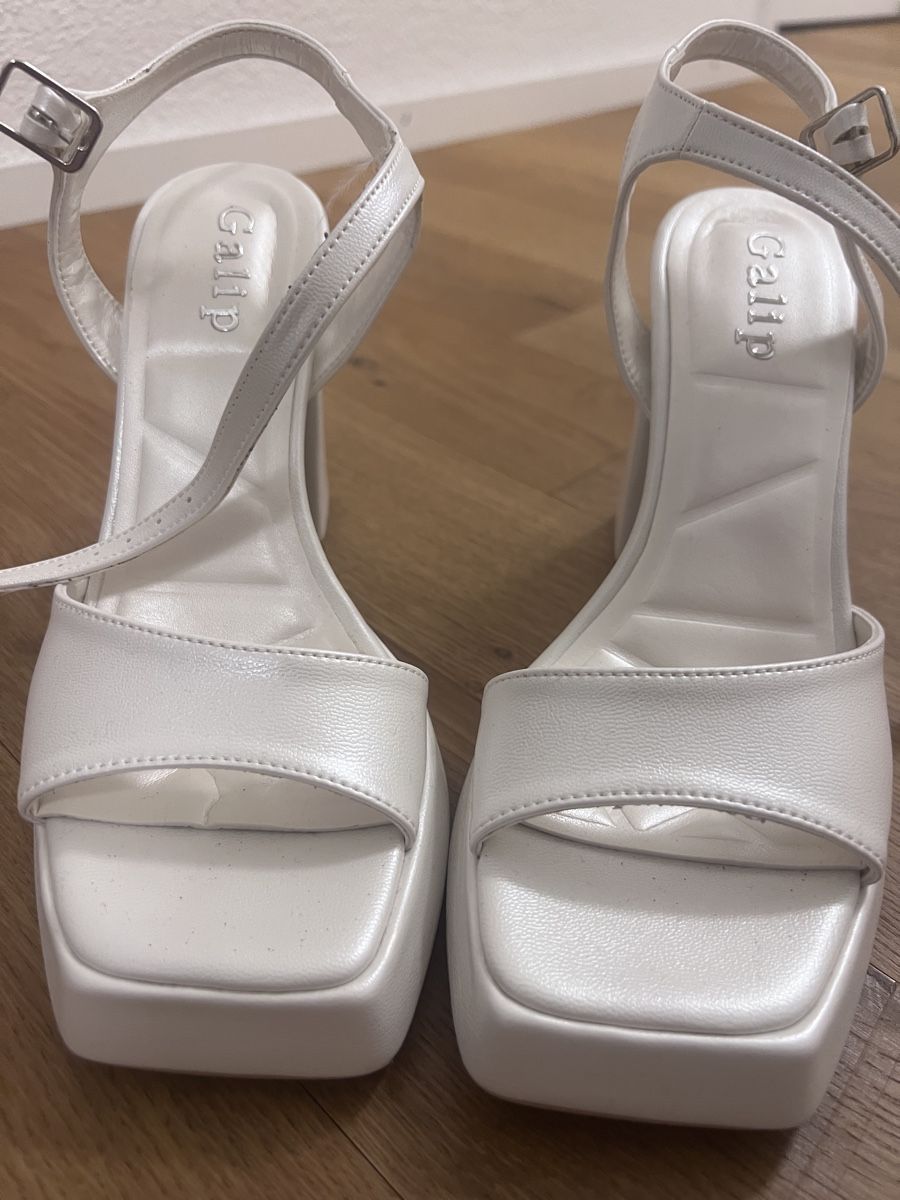 Scarpe da donna: Brautschuhe / sandalen – Nuovo (secondo la descrizione) da Root venduto da Fashionhomeandmore 1