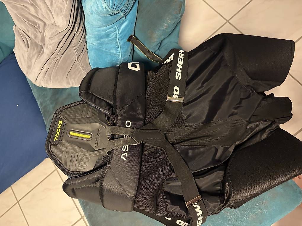 Ccm Protezioni & Imbottiture: Eishockeyhose size L – Usato da Wohlenschwil venduto da michi9999 1