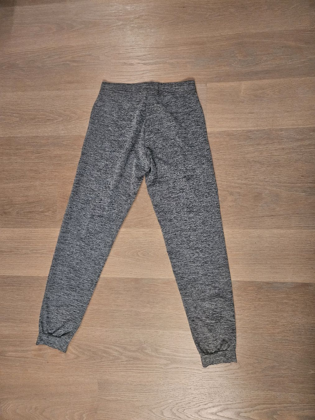 Leggings: Graue Jogginghose, Grösse M – Gebraucht aus Rüschlikon von zzz1234 1