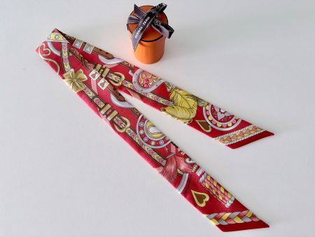 Superbe twilly HERMES-Paris "Harnais de Cœur", 100%soie +box