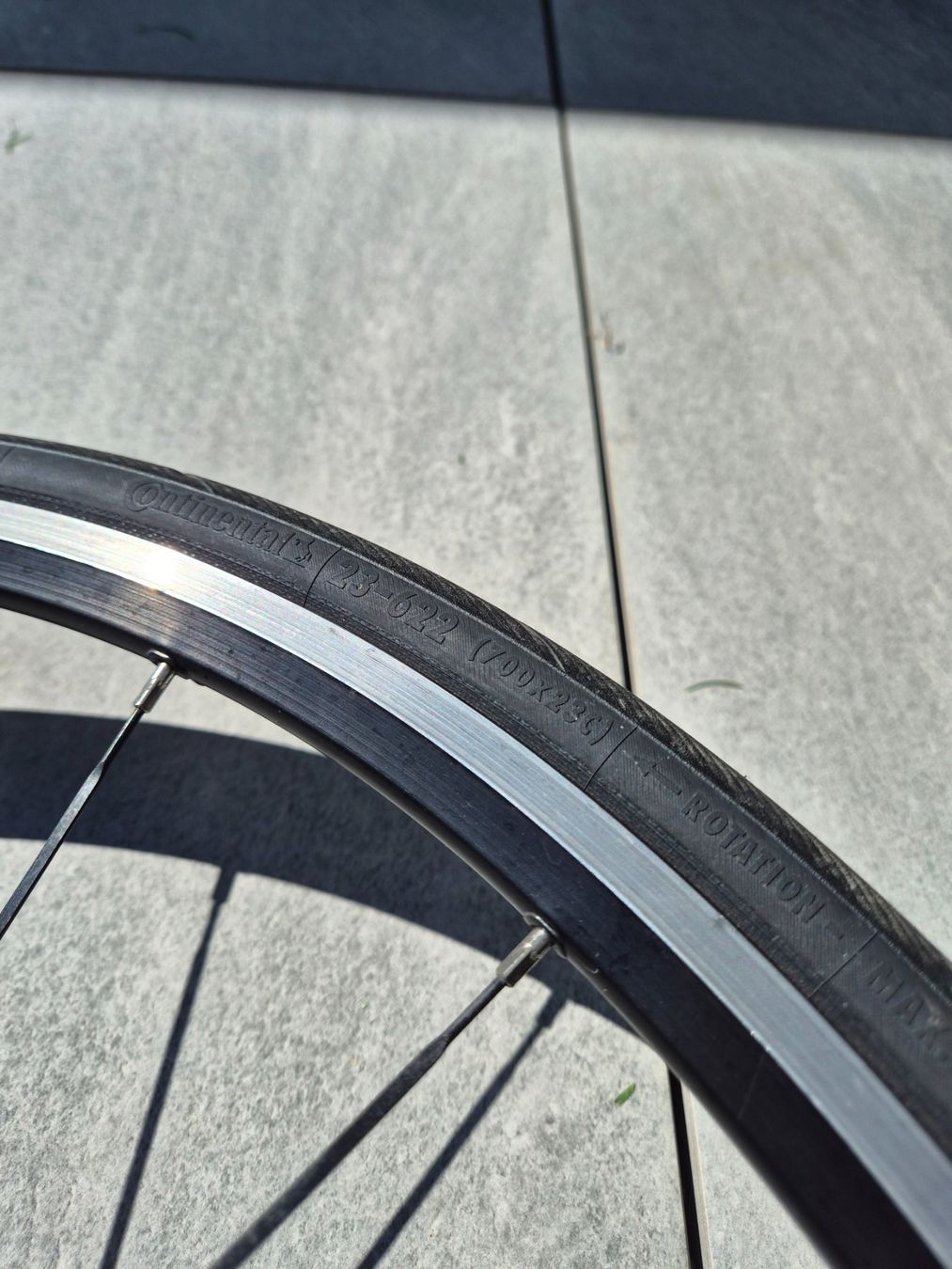 Mavic Ersatzteile: Roue velo route Mavic Aksium – Gebraucht aus Thielle von R-kas 1