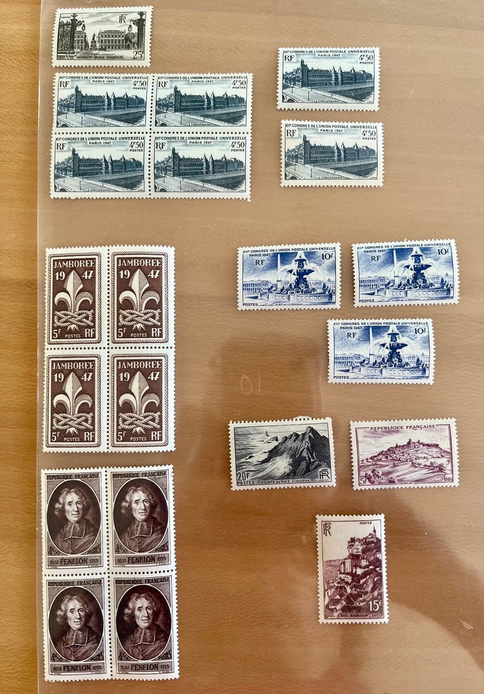 Tutti i francobolli: Französische Briefmarken 1946-1965 – Usato da Rotkreuz venduto da urs_8zbx