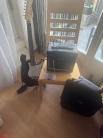 E-Gitarre mit Verstärker und Zubehör guter Zustand