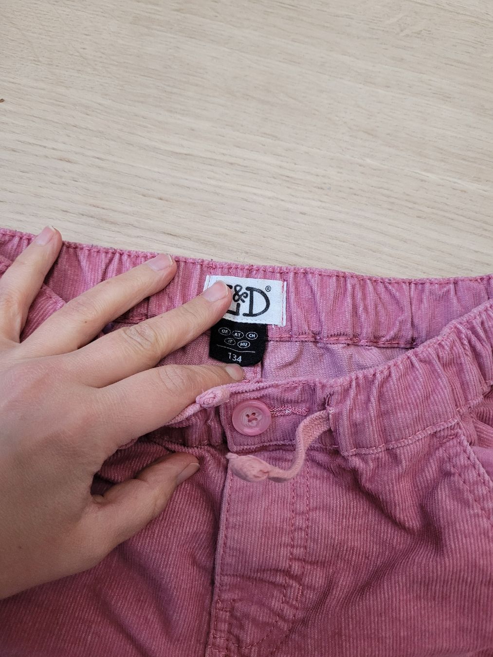 Pantaloni: Hose Gr. 134 – Usato da Lupsingen venduto da sta_wgg5 1