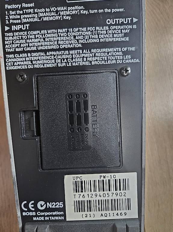 Musikinstrumente: BOSS PW-10 V-Wah – Gebraucht aus Büren an der Aare von Giancarlo 3