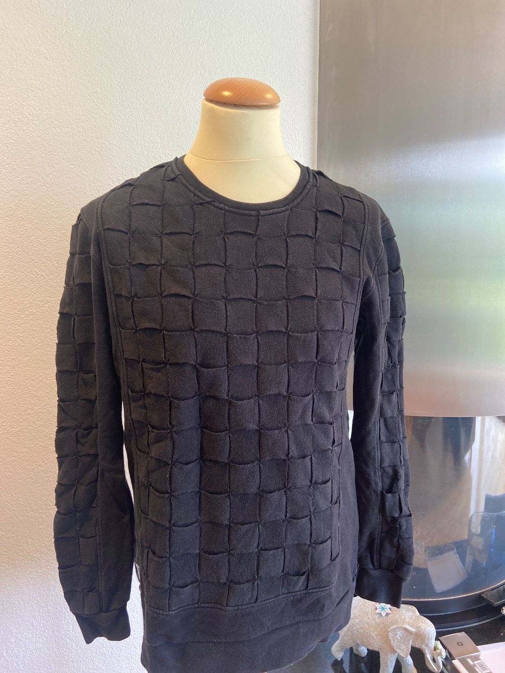 Maglioni & Felpe: Black Kaviar Paris Pullover Gr M – Usato da Embrach venduto da Dmoney