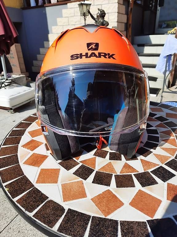 Caschi & visiere: Shark Helm – Usato da Oftringen venduto da ritabert 1