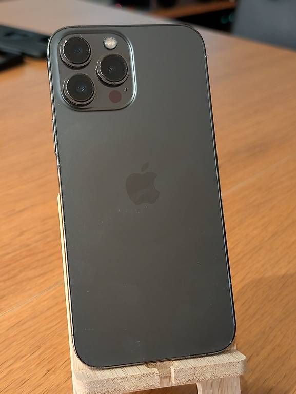 Apple Handys / Smartphones: iPhone 13 Pro Max 256GB + Quadlock Handyhülle – Gebraucht aus Zürich von ore_75zv 2