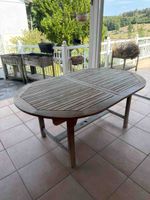 Ausziehbarer Ovaler Holzgartentisch gebraucht