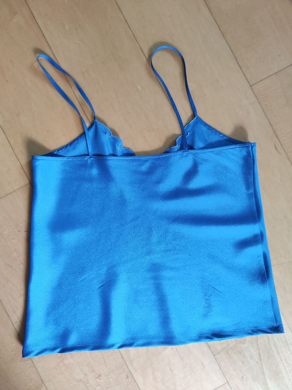 Top: 2 Tops Trägershirts M – Usato da Rheinfelden venduto da Sandra220 2