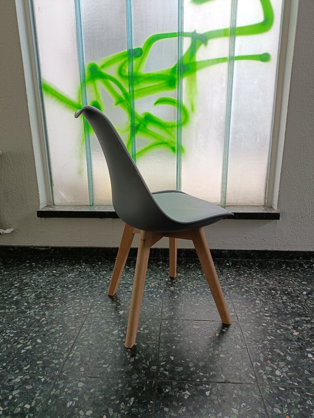 Stühle: Stuhl – Defekt aus Zürich von chalio 1