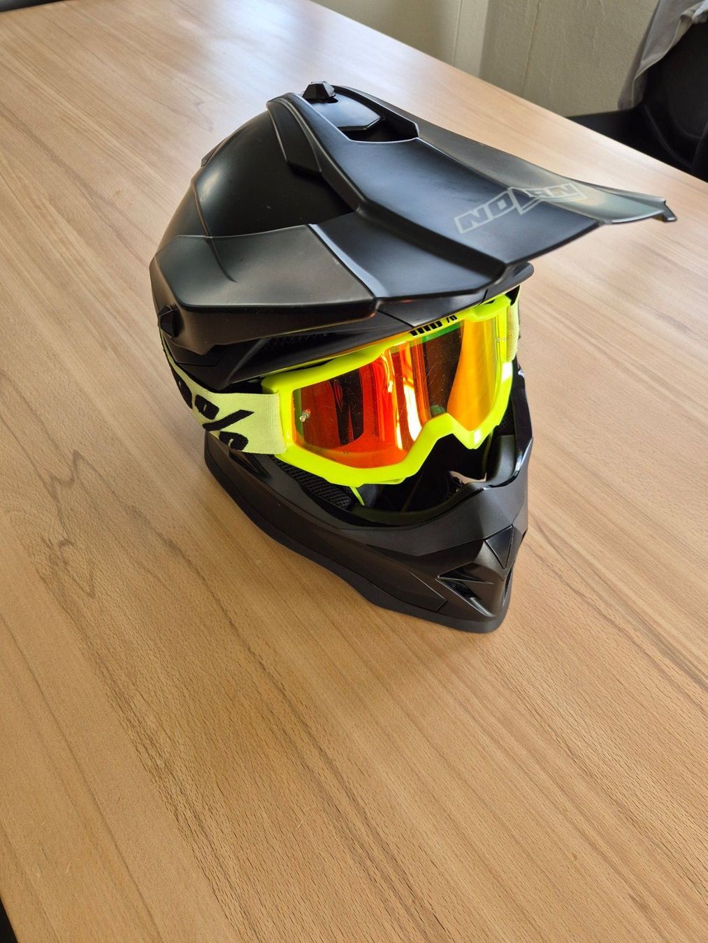 Caschi & visiere: Motorradhelm mit Cross Brille – Usato da Domat/Ems venduto da palfier14 1
