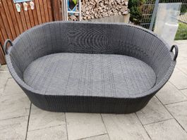 Grosse Loungeliege aus Rattan, gebraucht für Garten!