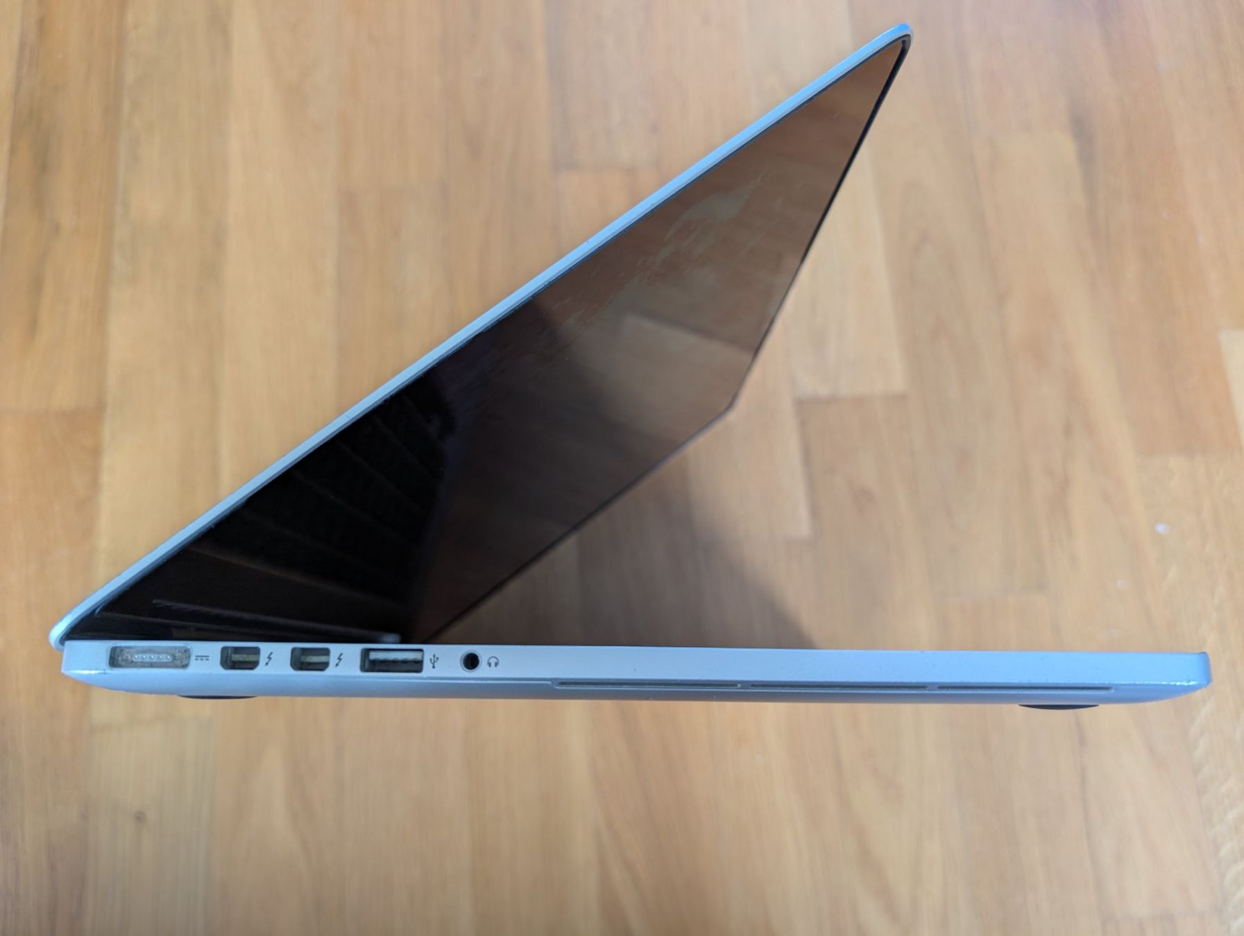 Apple Notebook: Apple MacBook Pro 15 Retina Mid 2012 SSD i7 GeForce Office – Usato da Meyrin venduto da pc1parts 5