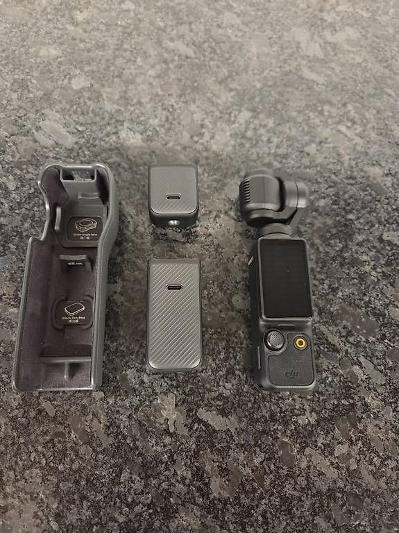 DJI Videocamere: DJI Osmo Pocket3 Creator Combo – Usato da Auswil venduto da Valtra01