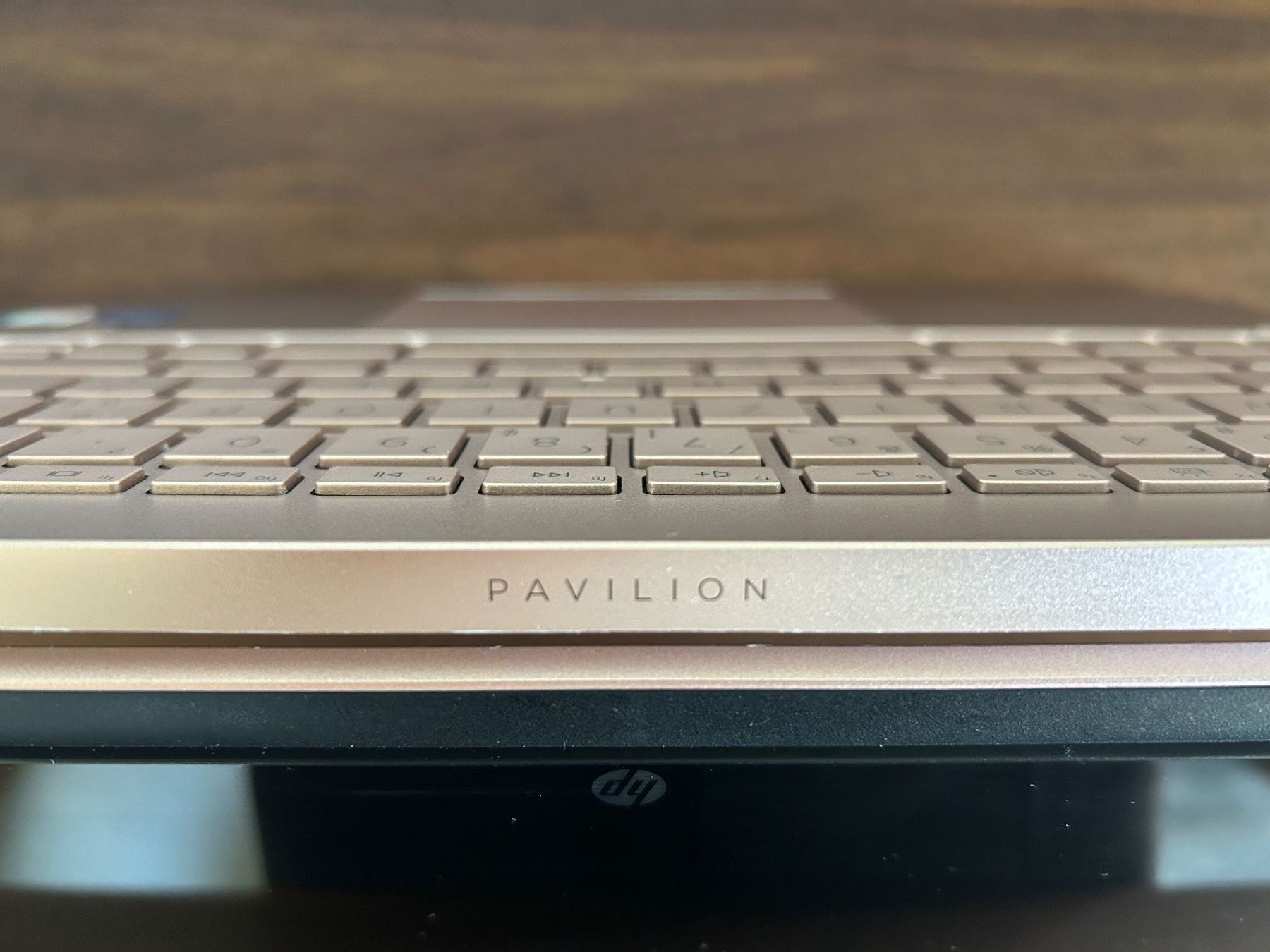 Hewlett Packard Notebooks: HP Laptop Pavilion rosé – Gebraucht aus Löhningen von Kitesurfer28 7