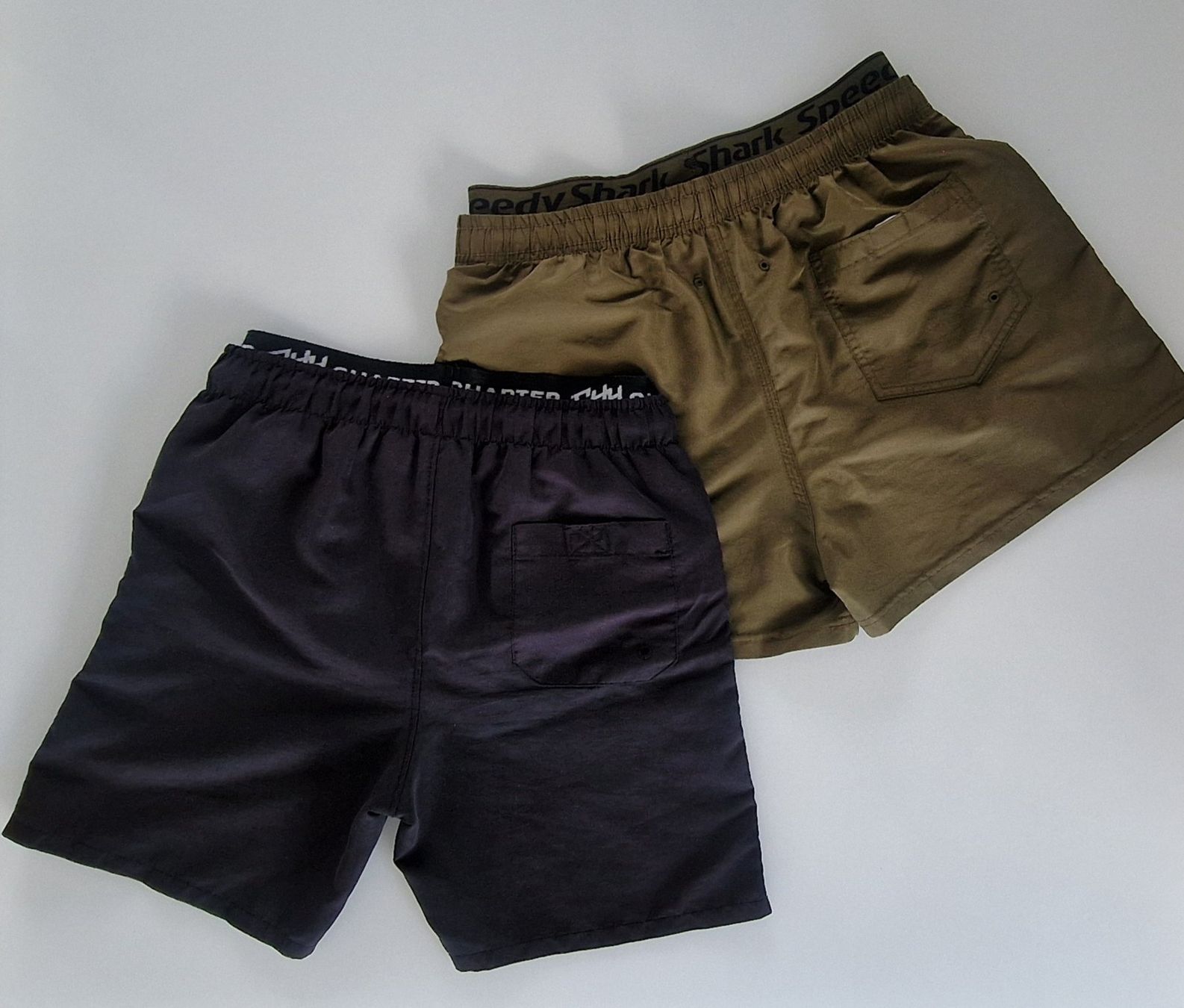 Pantaloni: BADESHORTS Gr.158-164 & L – Usato da Meggen venduto da Lunime 1