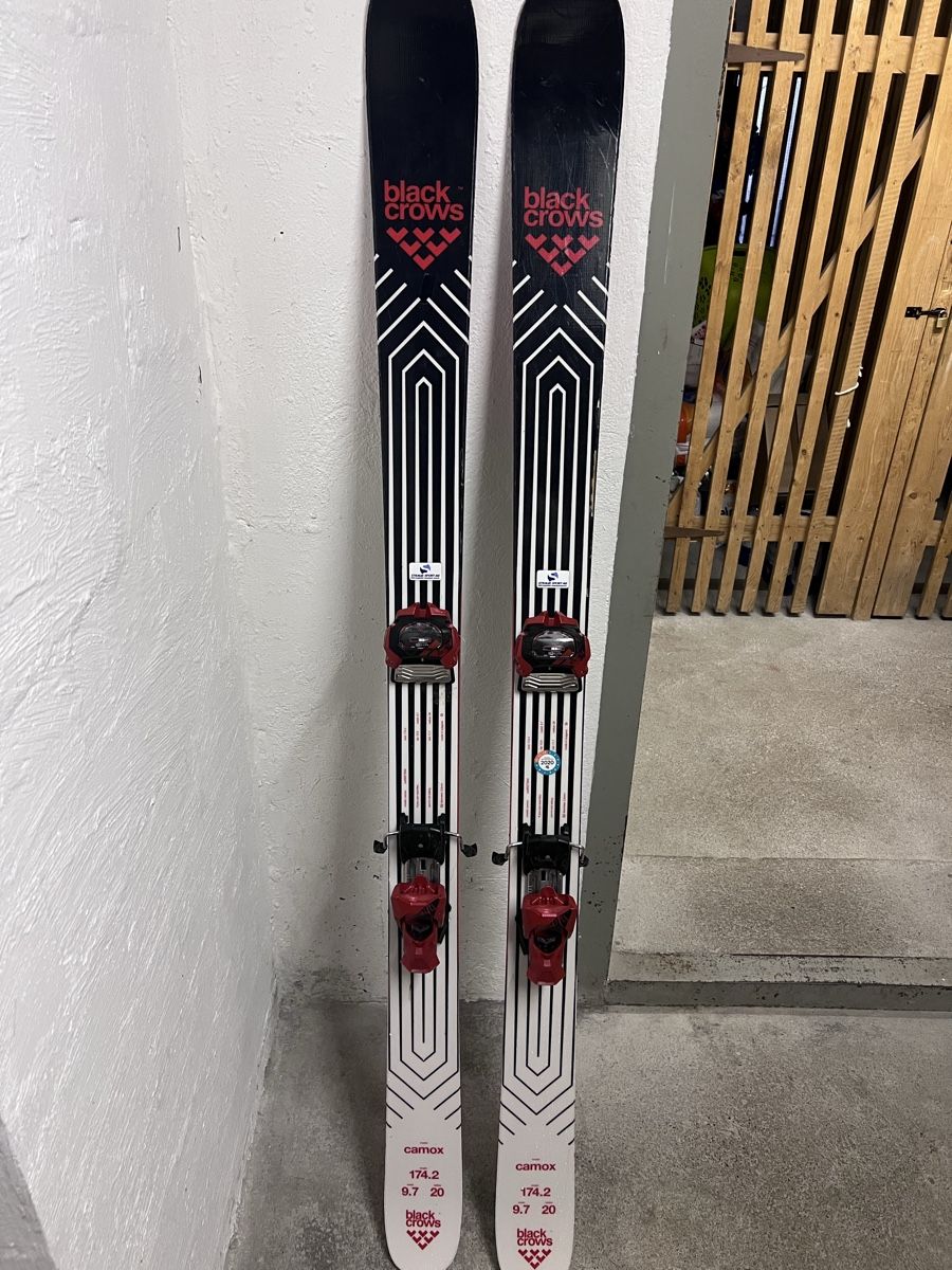 Black Crows Sci: Black Crows Camox Ski 174.2 cm – Usato da Wädenswil venduto da Cyril240