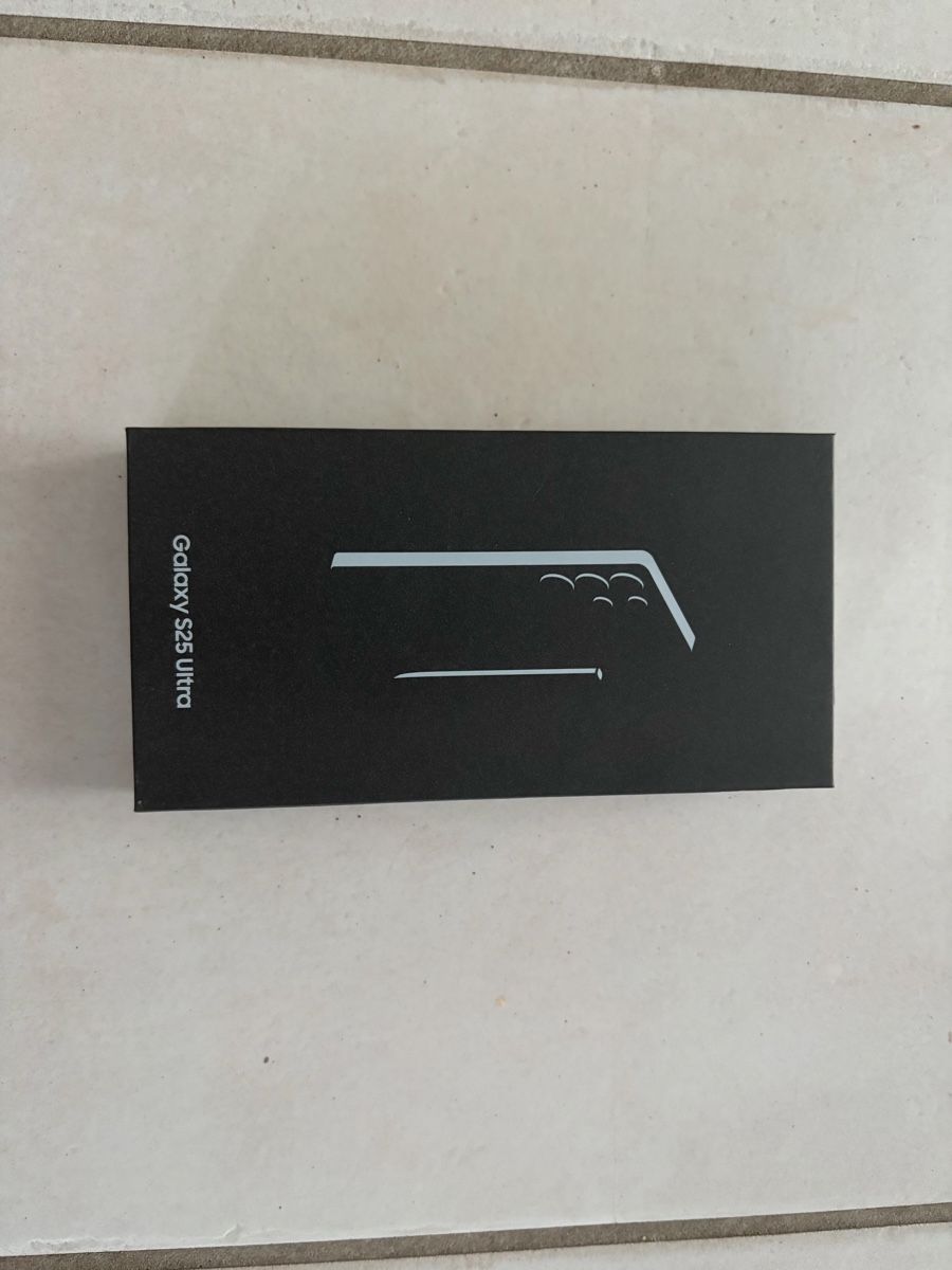 Samsung Telefoni cellulari / Smartphones: Samsung s25 Ultra Verpackung – Nuovo (secondo la descrizione) da Leissigen venduto da AAA765