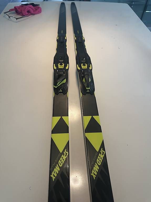 Skis: Fischer Speedmax  – Gebraucht aus Wollerau von Porscheteil