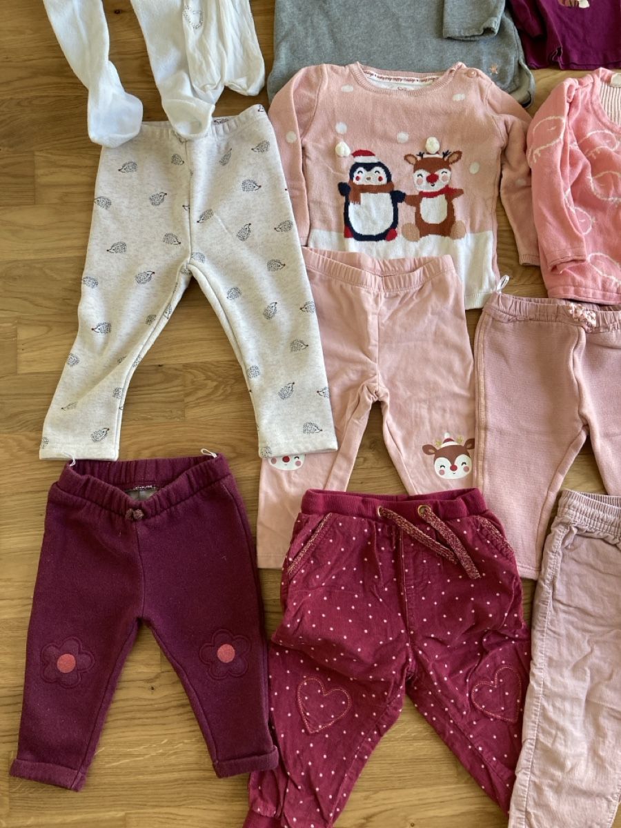 Lotti & Set di vestiti: Mädchen Kleiderpaket Grösse 74/80 Herbst/Winter – Usato da Staad SG venduto da gab_7dr9 1