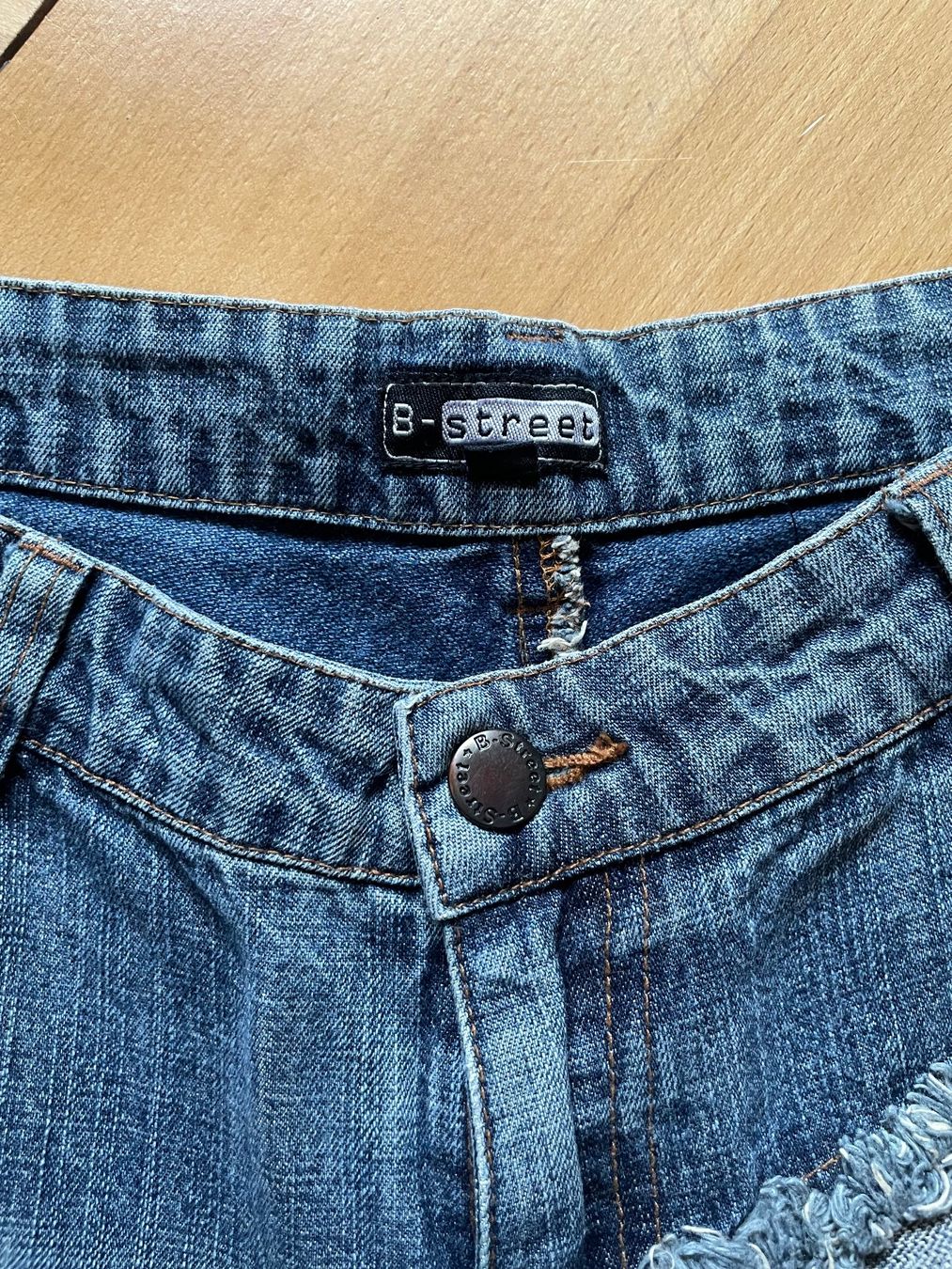 Jeans: Jeans B-street Patchwork blau 38 – Usato da Zürich venduto da Rollladen 1