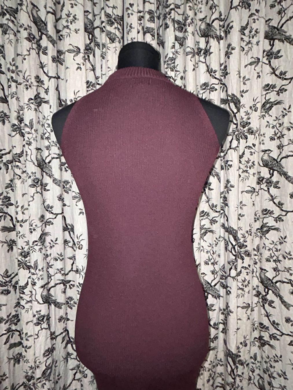 Vestiti: MAXIKLEID ÄRMELLOS – Usato da Luzern venduto da Suneha 4