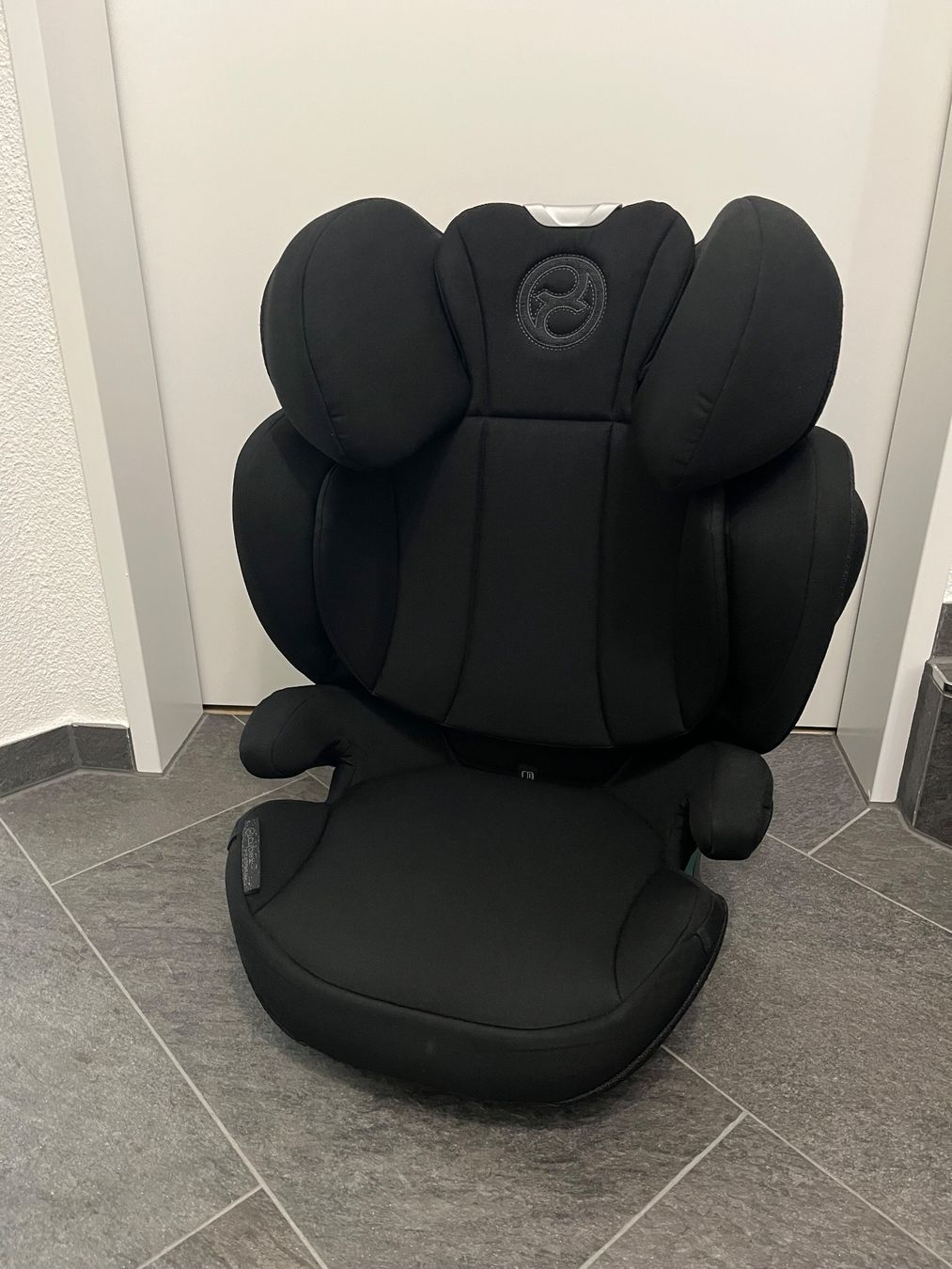 Cybex Seggiolini per auto: Cybex Solution Z-Fix Isofix-Kindersitz – Usato da Schlatt TG venduto da Gratis8