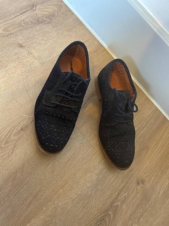 Scarpe da donna: jolies chaussures d'été  – Usato da Curtilles venduto da cat_vs66 1