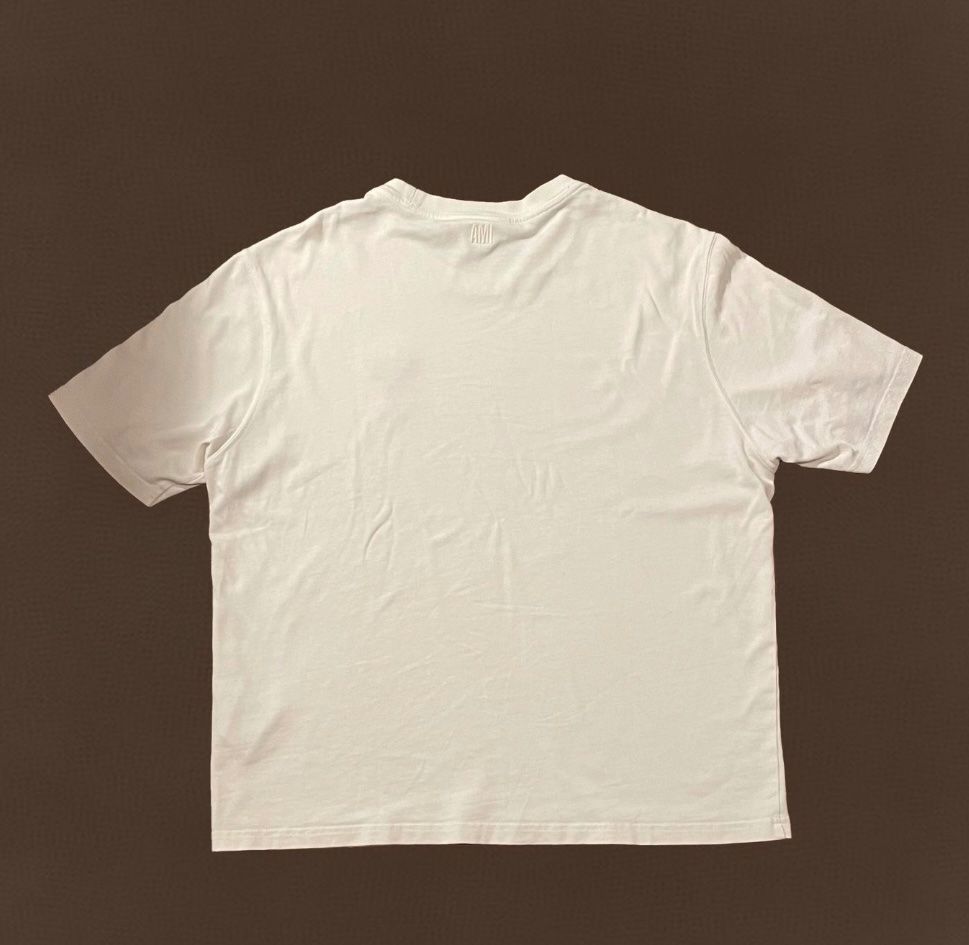T-Shirts: AMI Paris T-Shirt – Neu (gemäss Beschreibung) aus Zug von saskia-chiara 1