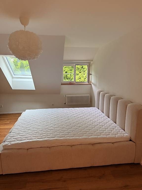 Letti: Bett inkl. Matratze 180x200 – Usato da Arlesheim venduto da schoop.