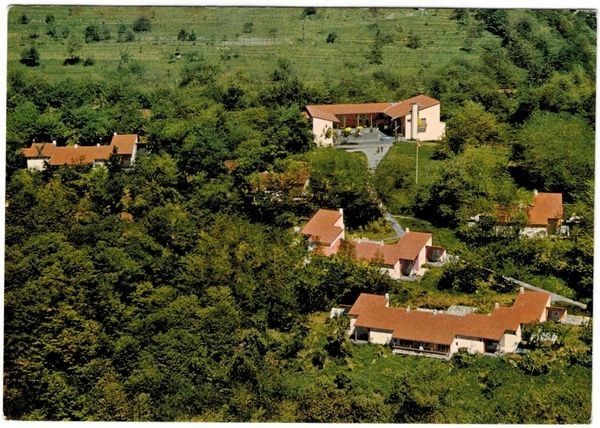 Cartoline postali: Sessa, Feriensiedlung, gelaufen 1966 – Usato da Frauenfeld venduto da POML