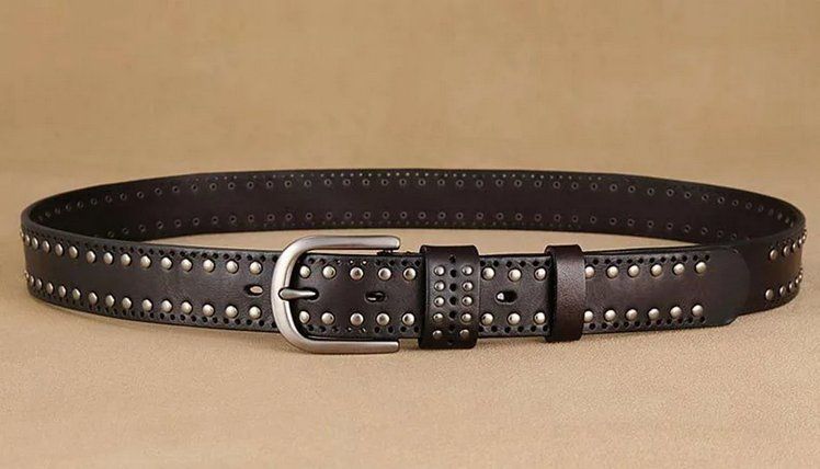 Cinture: Schwarz PU Ledergürtel mit Nietenau – Nuovo e nell'imballaggio originale da Lausanne venduto da FASHION-WORLD-SHOP 3