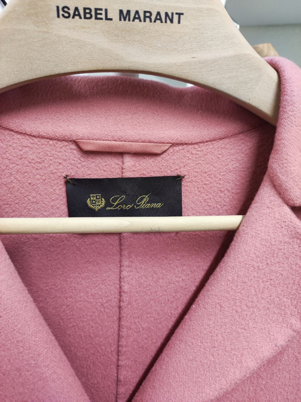 Loro Piana Cappotti: Loro Piana Mantel – Usato da Winterthur venduto da rmngiulia 2