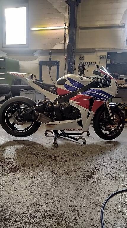 Strada: Honda CBR 1000 – Usato da Stetten AG venduto da garagebigler 2