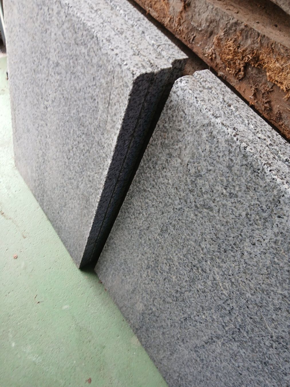 Rivestimenti per pavimenti: Granitplatten – Nuovo (secondo la descrizione) da Zuchwil venduto da pedu79 2