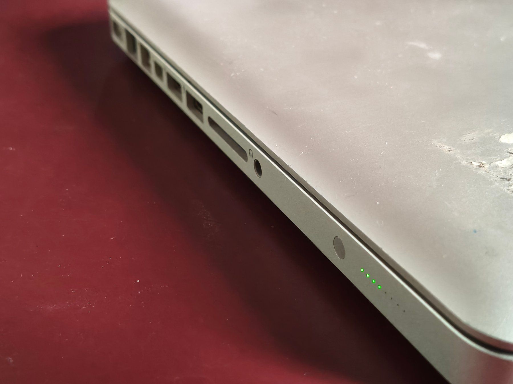 Apple Notebook: Macbook Pro mit Googles Chrome OS (flex) installiert – Usato da Laufen venduto da dan_p89t 8