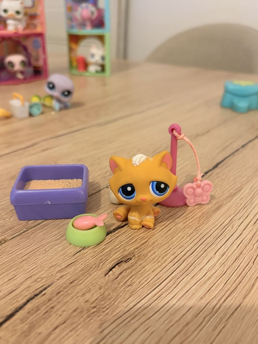 Littlest Pet Shop Spielzeuge: Cat Littlest Pet Shop – Gebraucht aus Neuchâtel von cobhlr