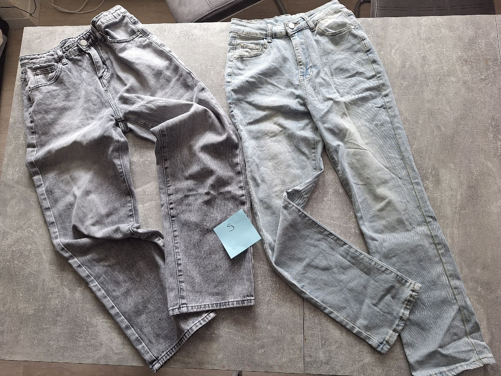 Lotti & Set di vestiti: Kleiderset Mädchen ca. 15J, Grössen S+ 36 – Usato da Egerkingen venduto da Niceli1 3