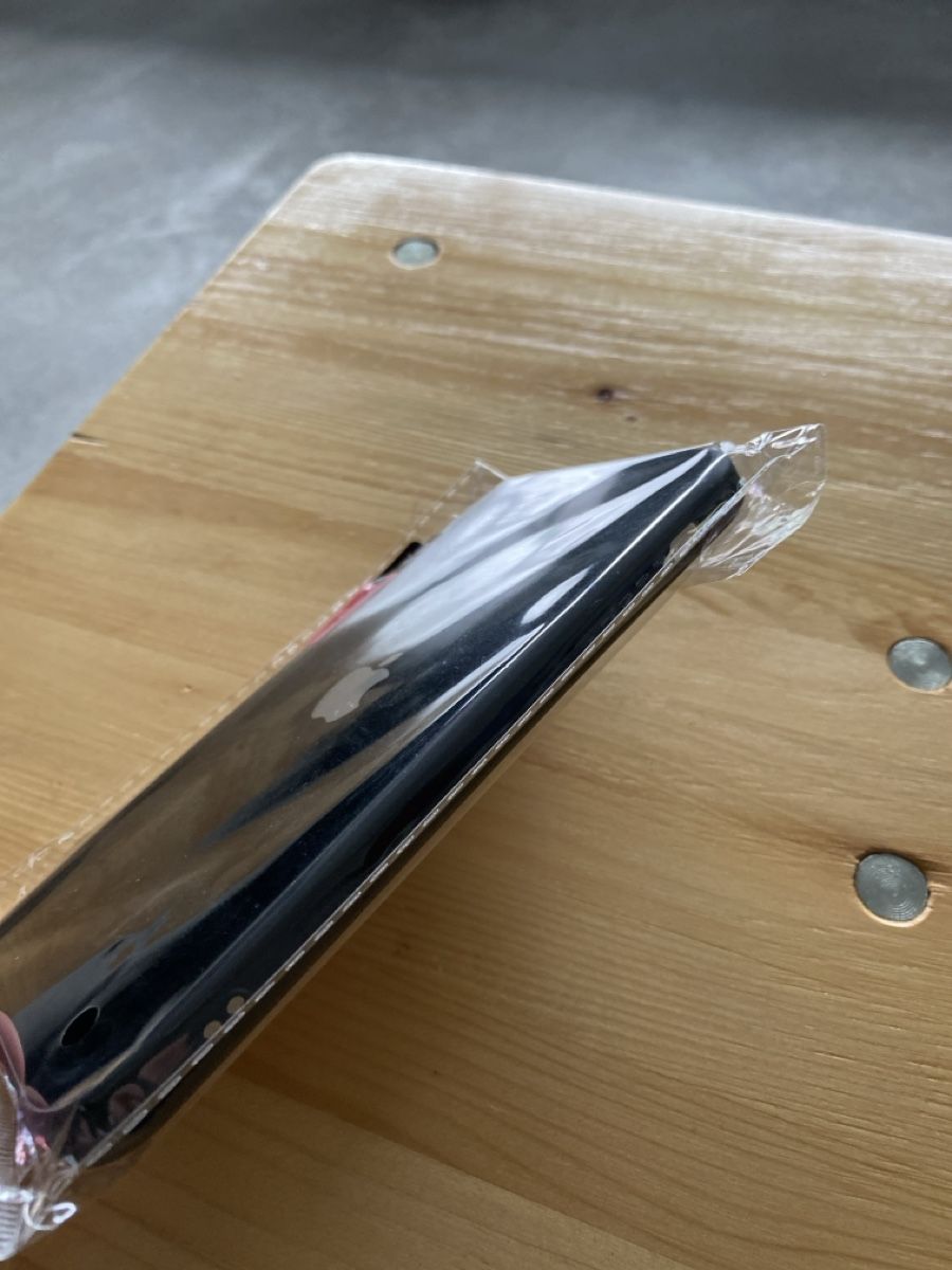 Telefoni cellulari / Smartphones: iPhone 12 Hülle Schwarz Neu – Nuovo e nell'imballaggio originale da Neftenbach venduto da Blade230S 2