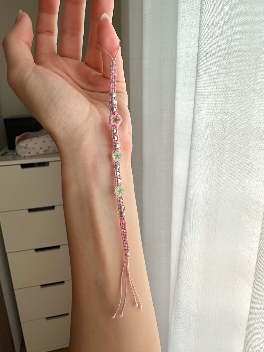 Tutte le decorazioni: Bag charm phone charm pink and flowers – Usato da Gordola venduto da EleSecondHand-TCG 1