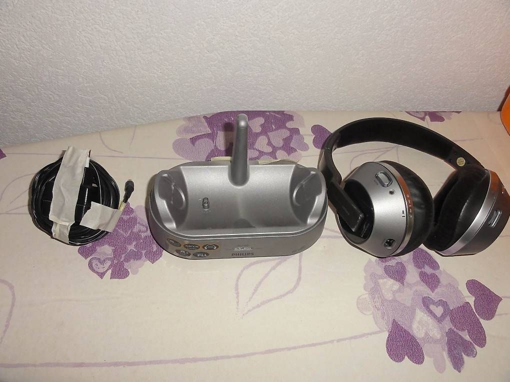 Philips Cuffie: Casque sans fil - Philips HC 8560 – Usato da Delémont venduto da Eschmann1 1