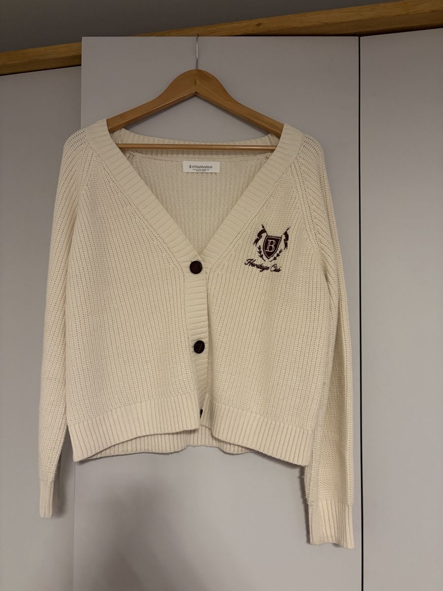 Giacche: Cardigan Stradivarius – Usato da Henau venduto da martina_1998
