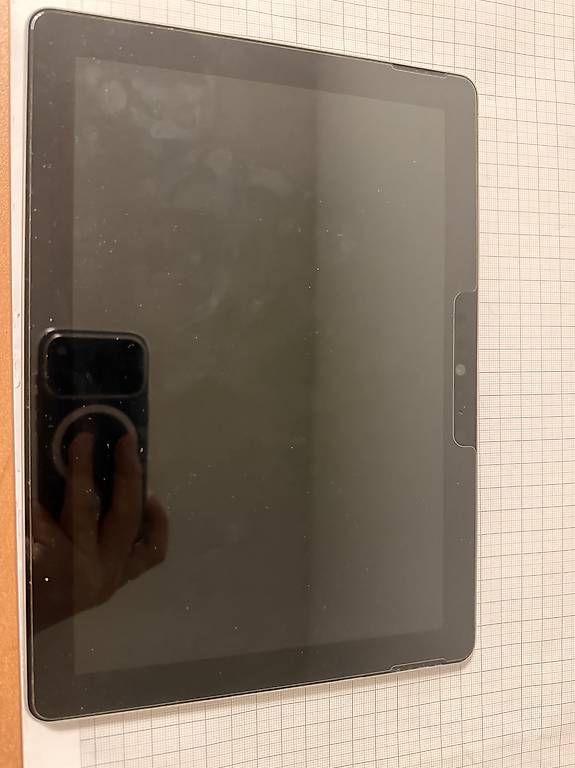 Microsoft Tablet PC: Tablet Microsoft Surface GO 8GB RAM – Usato da Glattbrugg venduto da mir_vx2c 2