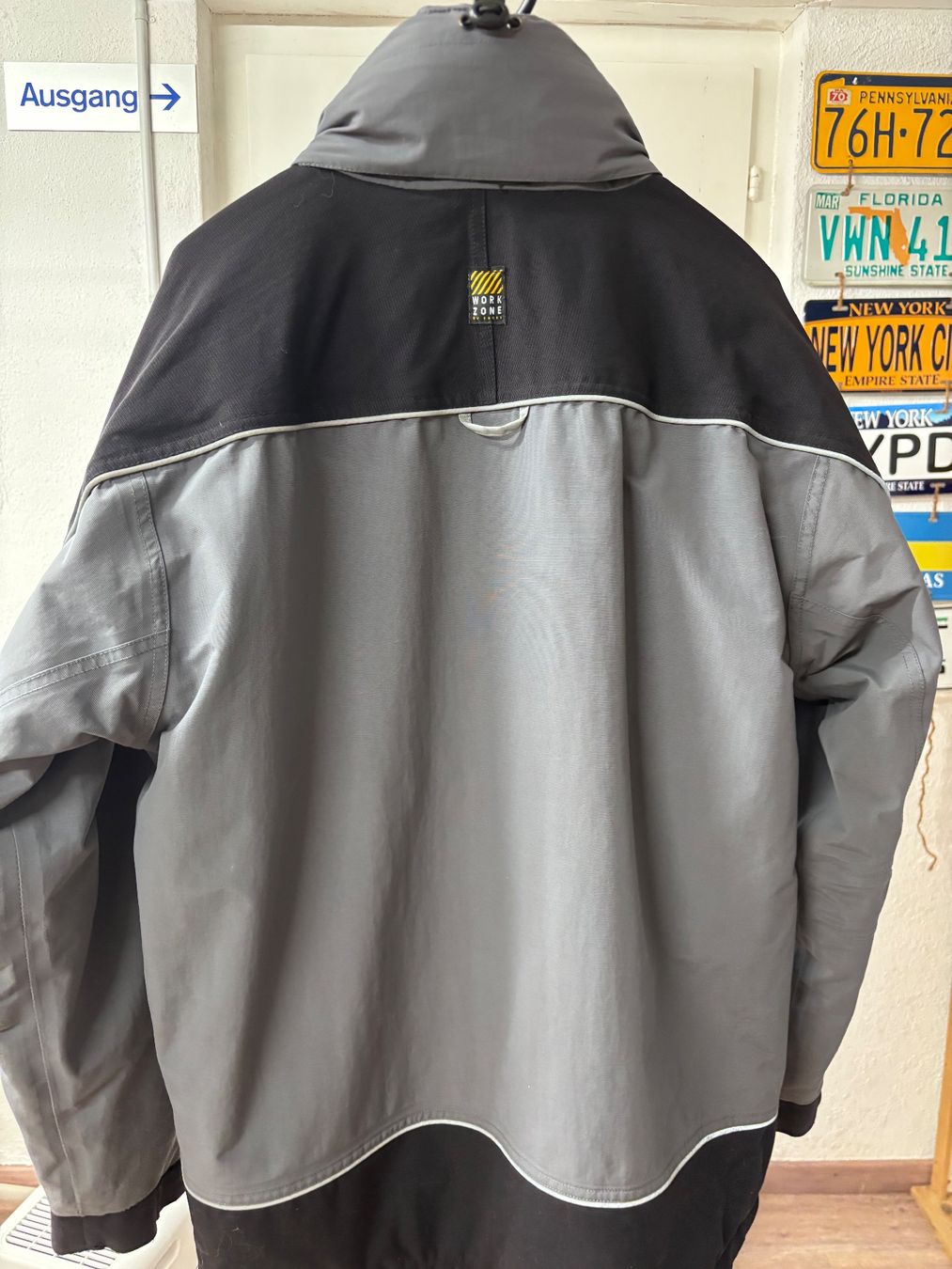 Jacken: Arbeitsjacke Winter Bau Maurerlehrling – Gebraucht aus Winterthur von Dodo18 1