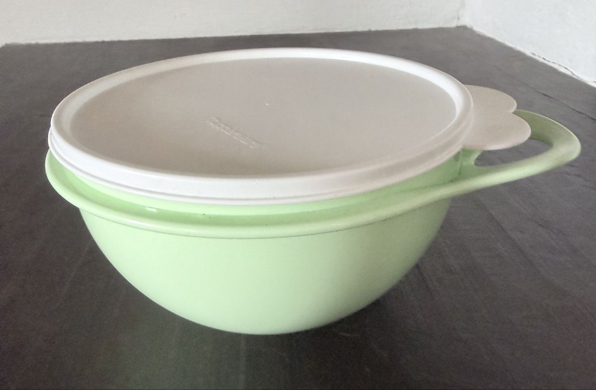 Schalen: Tupperware kleine Teigschüssel  – Neu (gemäss Beschreibung) aus Flumserberg Saxli von delfinli67