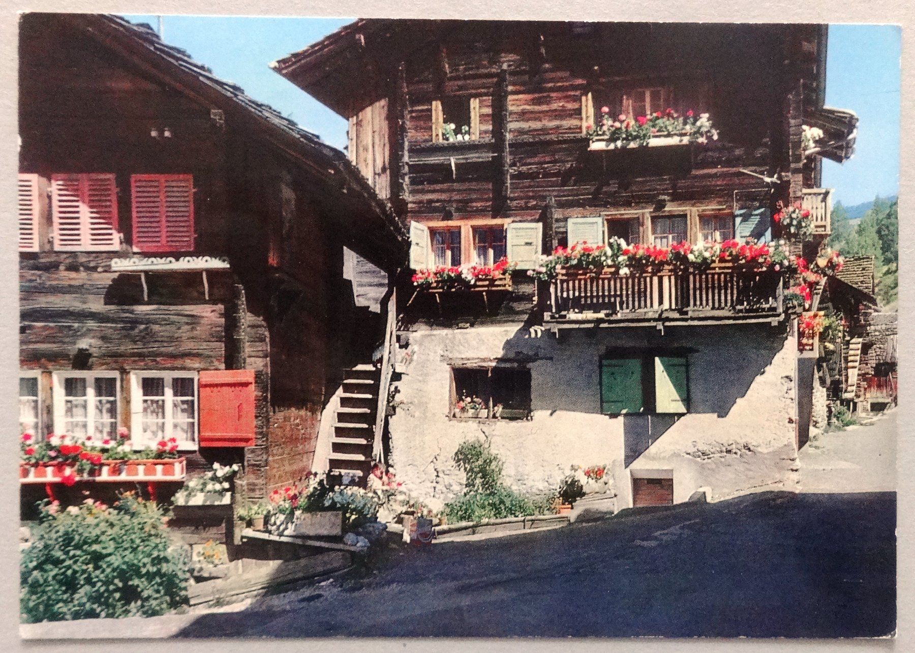 Cartoline postali: Chalets à Mission, Val d' Anniviers – Usato da Fétigny venduto da Billy2miny
